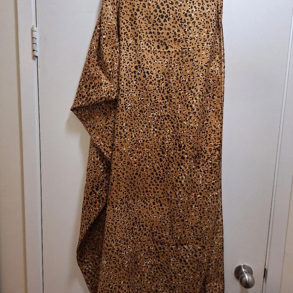 H&M SCARF. - Picture 1 of 2